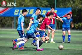 西甲双雄争夺格瓦迪奥尔的转会市场新规则